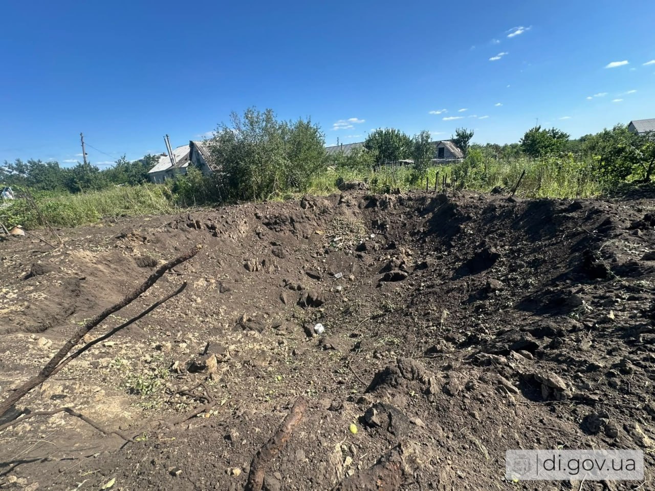 Окупанти завдали по Слатиному масованого комбінованого удару